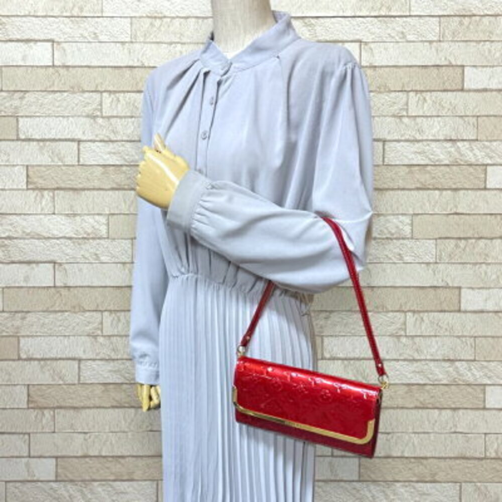 Louis Vuitton Rossmore Vernis Shoulder Bag Monogram Red - Picture 2 of 8